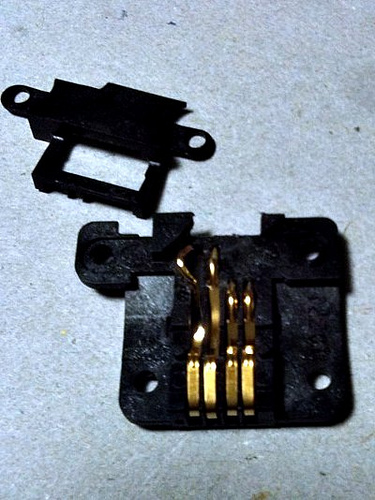 Disassembling and fixing Kindle 3