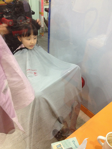 At Bubble Story, a hair salon for children