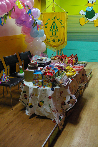 Gahyun's birthday party at Kids College