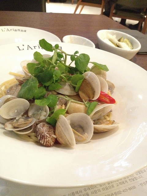 충무아트홀 1층 식당