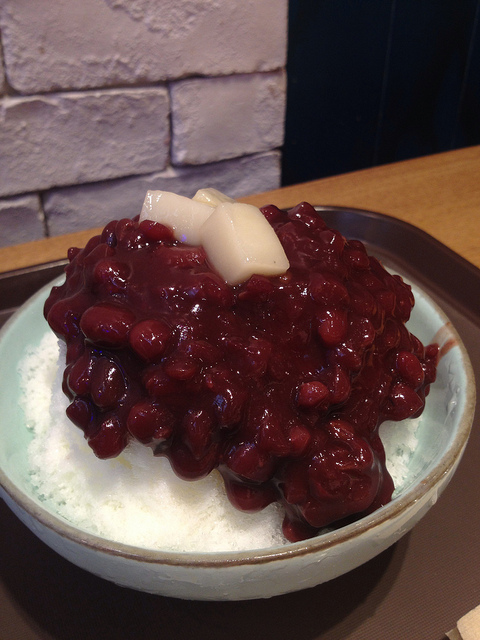 Patbingsoo(Sweetened Red beans on  snow cone) @ 롯데백화점 잠실점 레드빈
