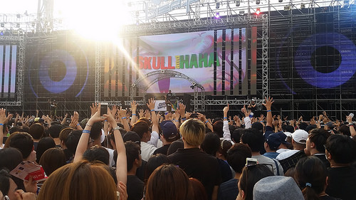 Haha and Skull @ Cass Blue Playground