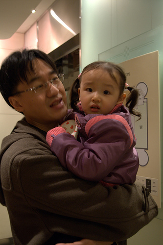 현대백화점 엘리베이터 앞