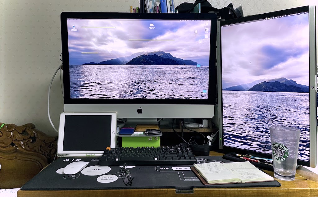 재택근무 책상 세팅의&nbsp;변화